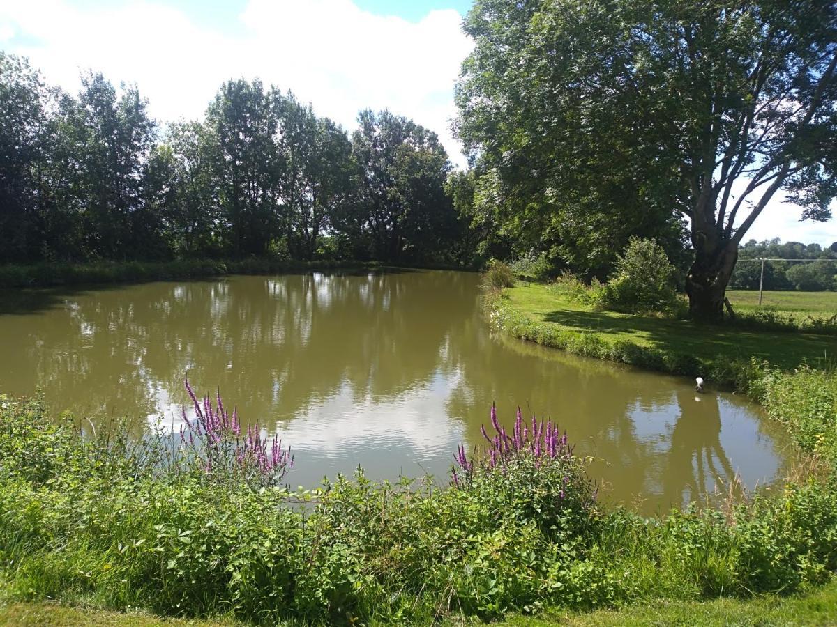La Petite Maison Dans La Prairie Scillé Buitenkant foto